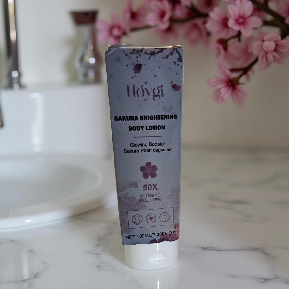 NWOT Sakura Brightening Glowing Booster